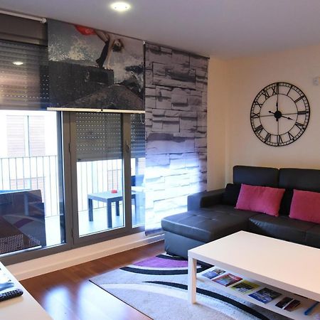 Golf Y Nieve Apartment Sabiñánigo Екстериор снимка