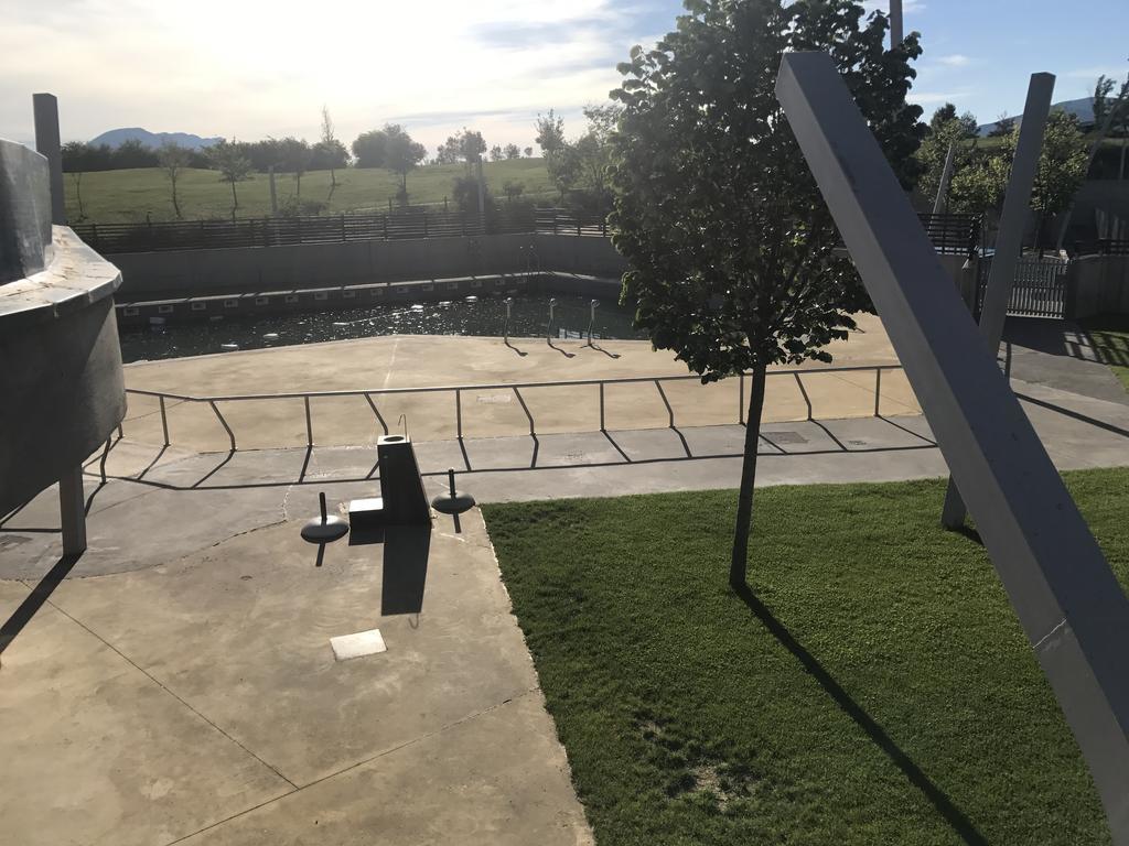 Golf Y Nieve Apartment Sabiñánigo Екстериор снимка