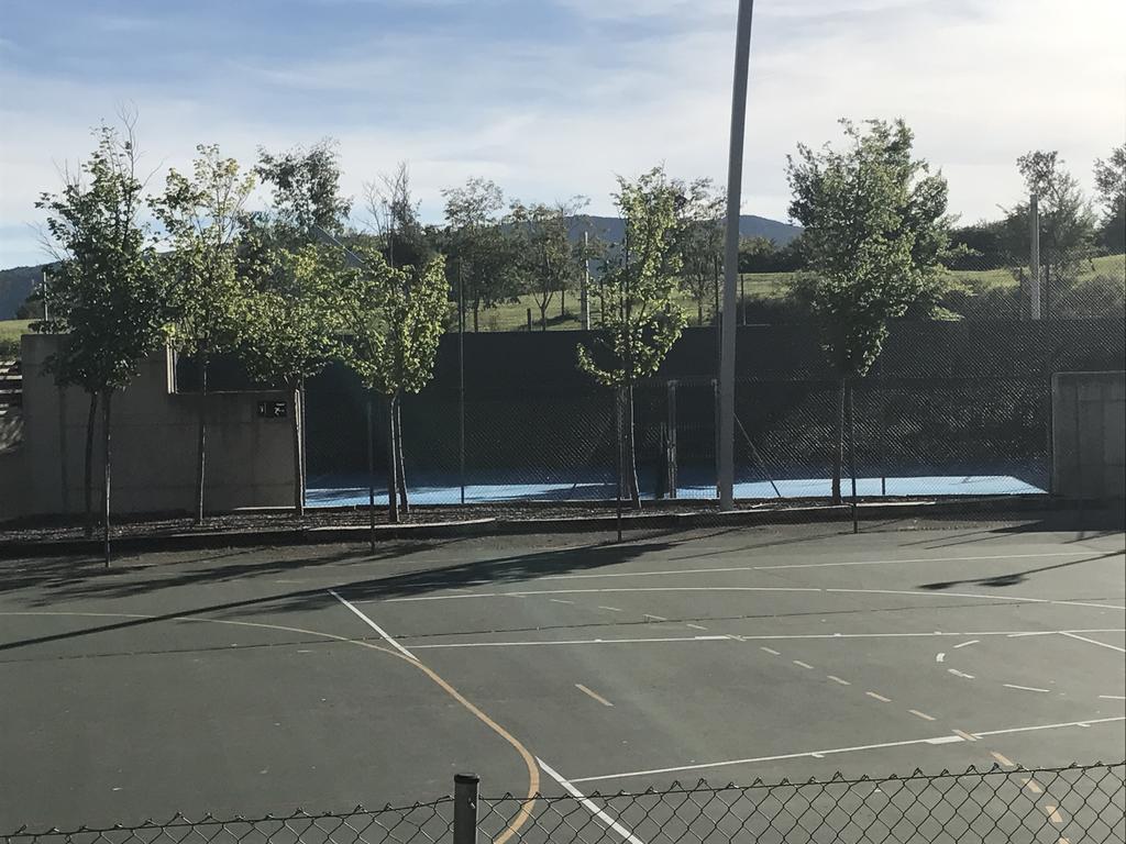Golf Y Nieve Apartment Sabiñánigo Екстериор снимка