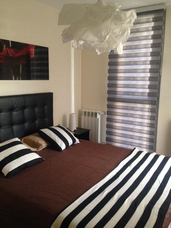 Golf Y Nieve Apartment Sabiñánigo Екстериор снимка
