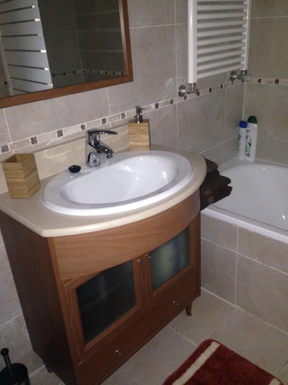 Golf Y Nieve Apartment Sabiñánigo Екстериор снимка