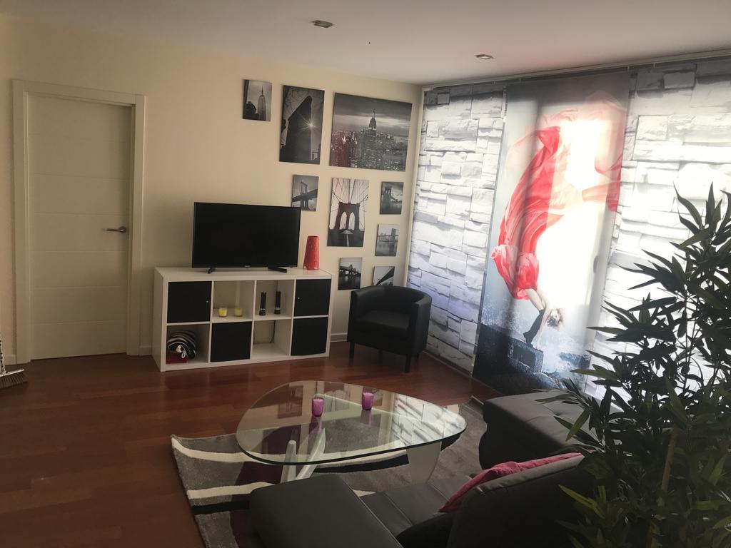 Golf Y Nieve Apartment Sabiñánigo Екстериор снимка