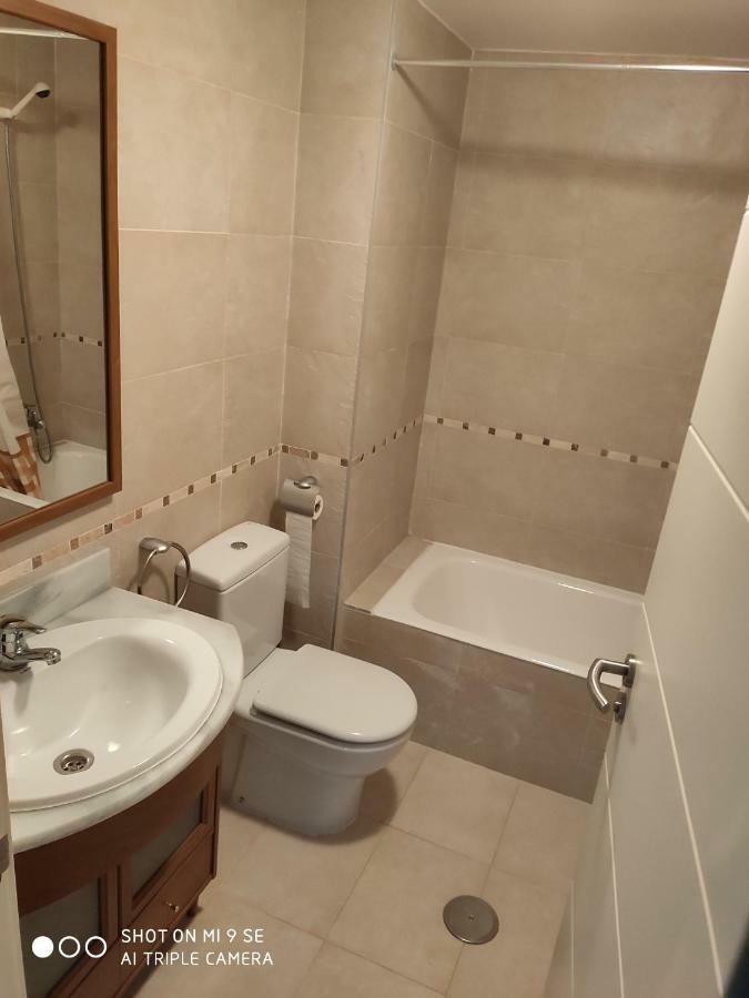 Golf Y Nieve Apartment Sabiñánigo Екстериор снимка